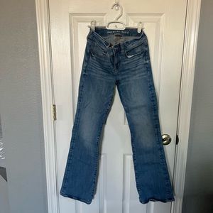 Women’s American Eagle Jeans